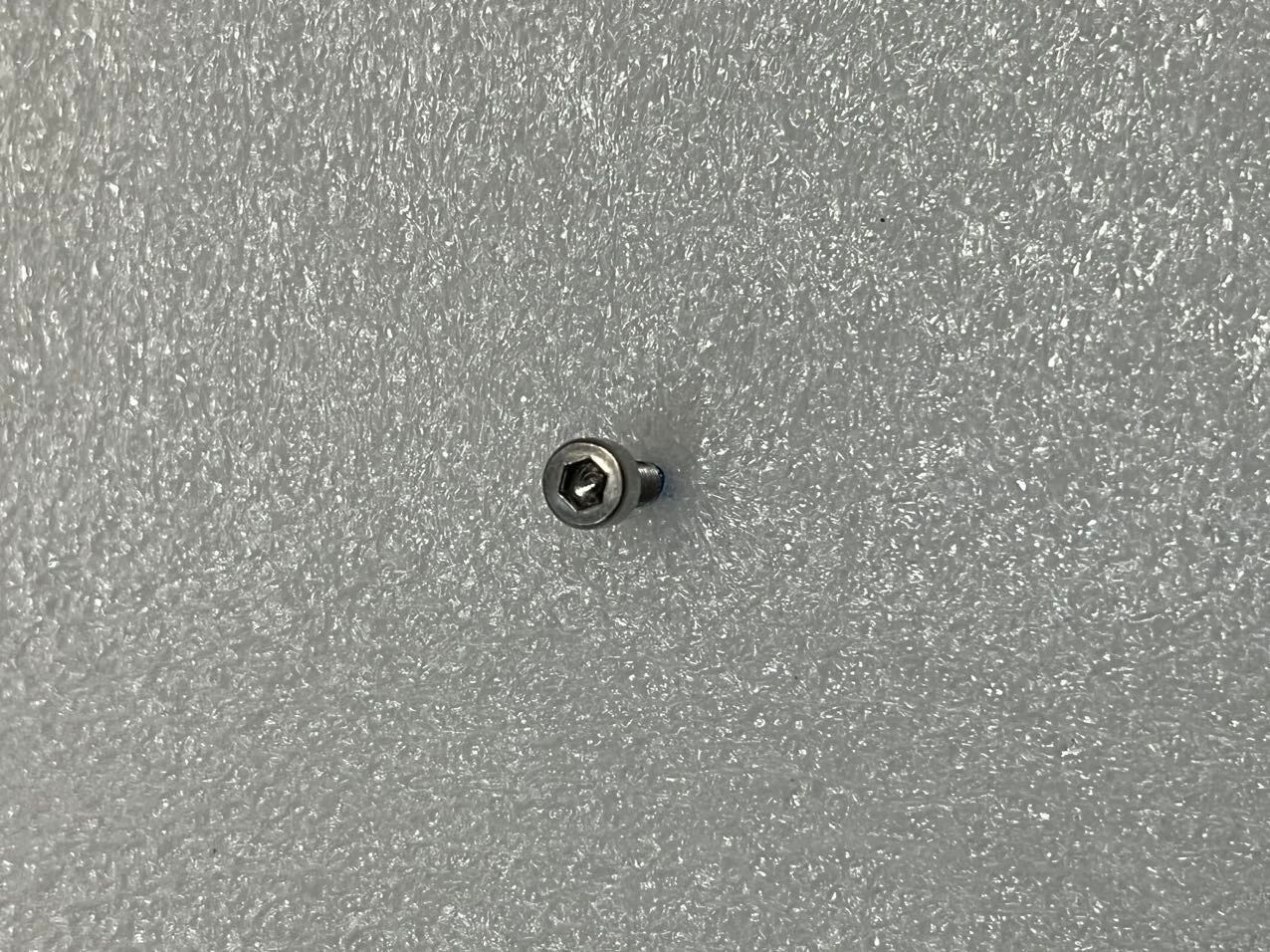 Screw M30-HC01200120-055030-5104-Y